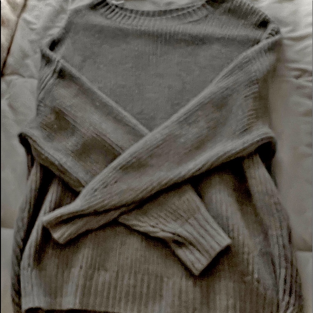 grey sweater
